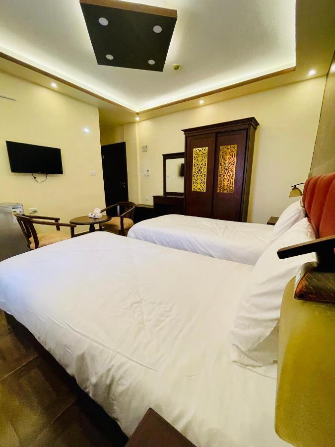 Esperanza Petra Bed & Breakfast Wadi Musa Exterior photo
