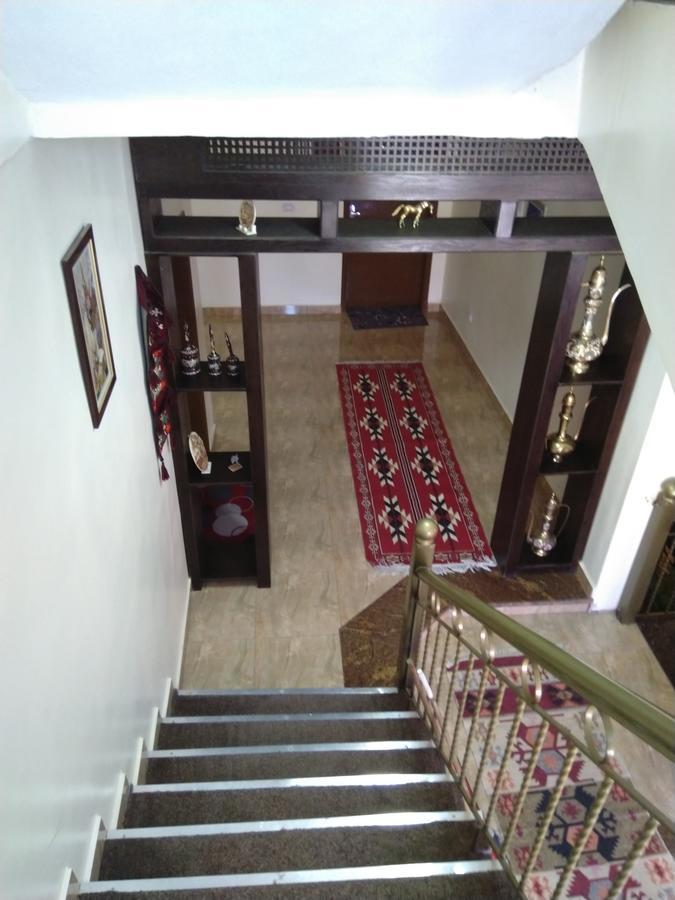 Esperanza Petra Bed & Breakfast Wadi Musa Exterior photo